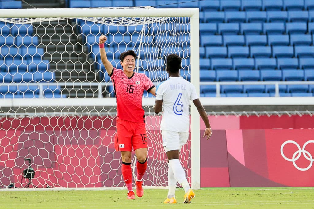 Honduras cae tras goleada ante República de Corea 6-0 y, con este resultado, termina su participación en los Juegos Olímpicos de Tokyo 2020. Hwang Ui-Jo sumo un triplete a la victoria, mientras que Lee, Kim y Won aportaron a la victoria del equipo coreano.