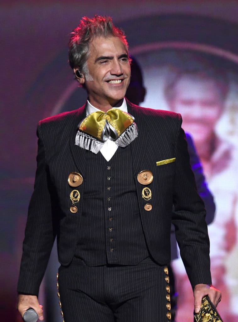 El potrillo tiene un Lear Jet 45 que se encuentra valuado en más de 11 millones de dólares.
<br>