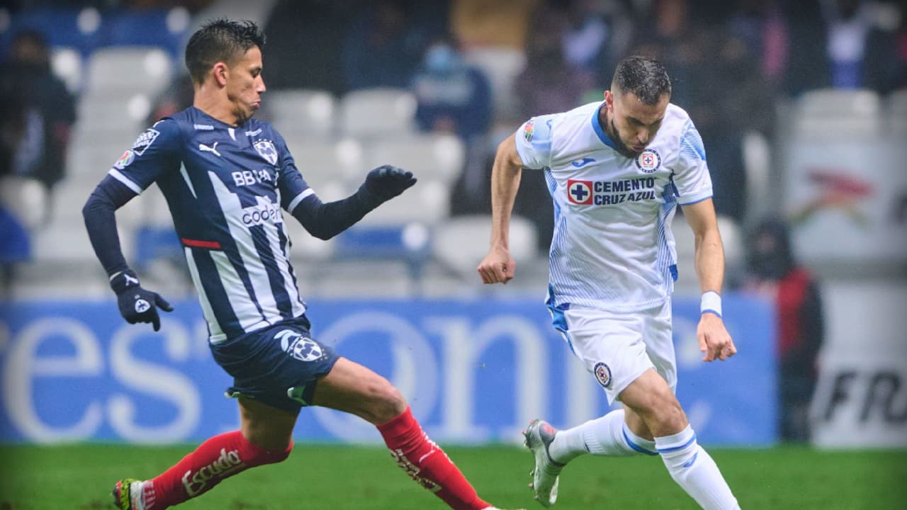 Mayorga asegura que falta de minutos en Chivas lo alejó del Tri