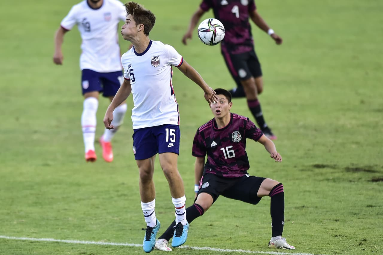 El conjunto Azteca jóven logró quitarse la espina que la selección mayor no pudo y le pegan 2-1 a Estados Unidos en la final de la Revelations Cup.