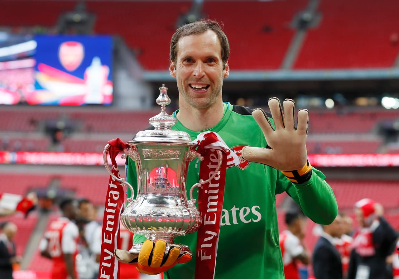 La más significativa para el checo fue la de FA. Cup ya que llegó a cinco títulos de este torneo, el más antiguo del fútbol.