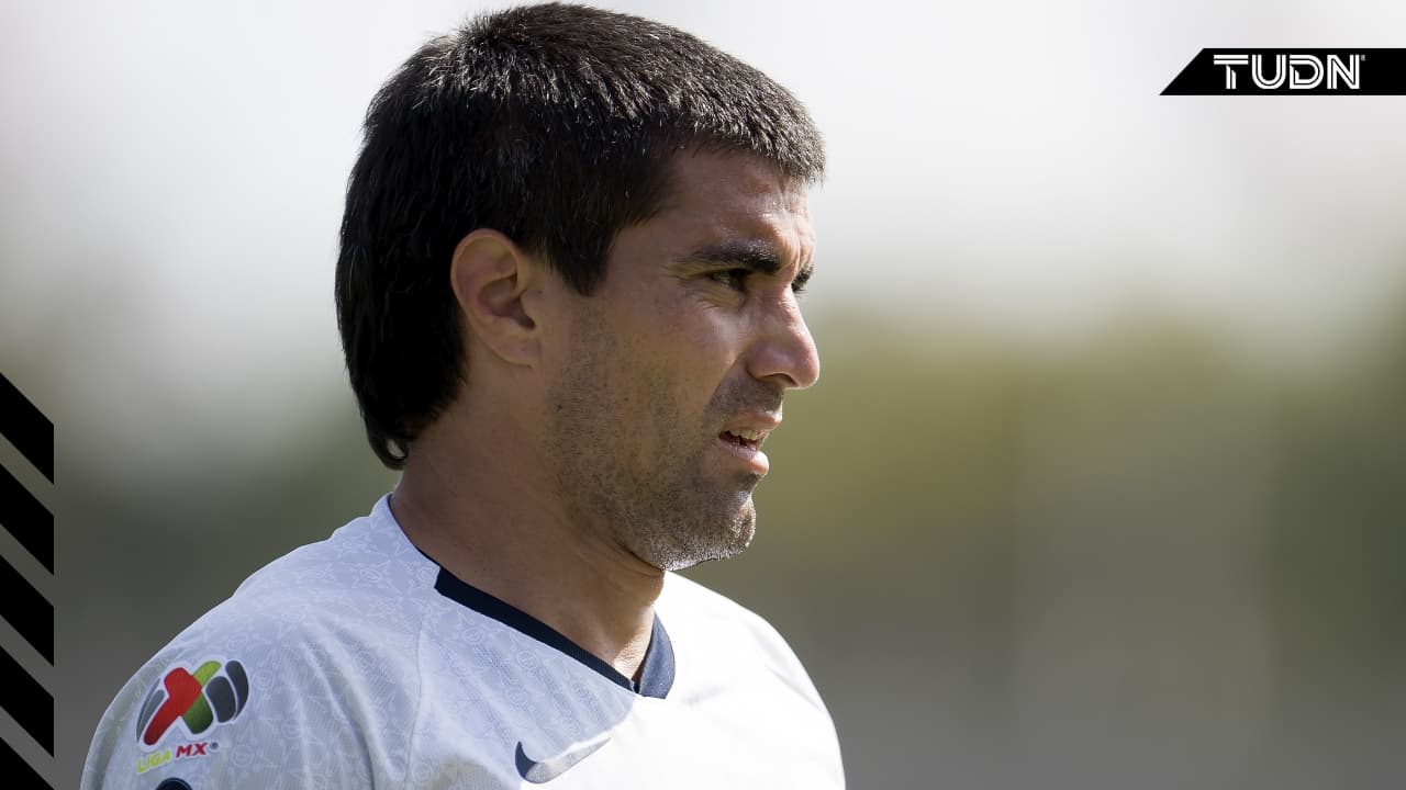 Víctor Malcorra falló el penal que pudo ser el 2-0 de Pumas.