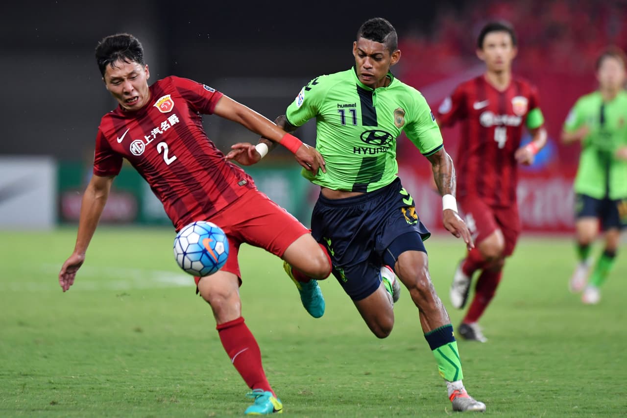 El volante brasileño aha acomodado su talento a la dinámica característica del fútbol asiático, con lo que junto a Leonardo han logrado encajar y al tiempo hacer la diferencia.