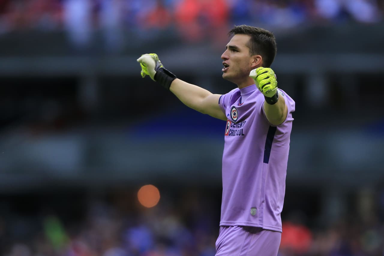 Retiran tarjeta roja a Jurado y podrá jugar contra Tijuana