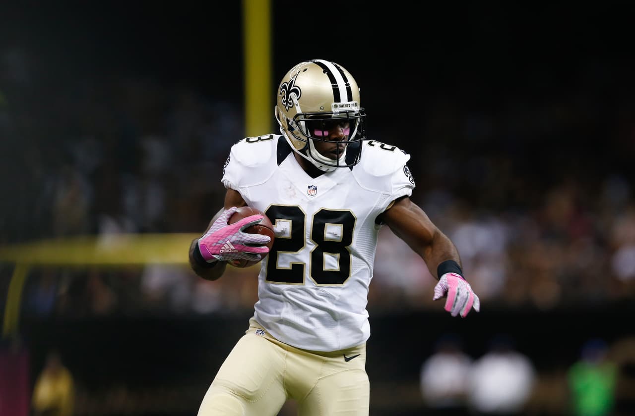 New Orleans Saints running back C.J. Spiller (28) rushes for a gain during an NFL football game against the Dallas Cowboys at the Mercedes-Benz Superdome on Sunday, October 4, 2015 in New Orleans, Louisiana. New Orleans won 26-20 in overtime. (Aaron M. Sprecher via AP)