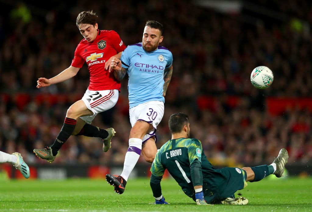 Con goles de Bernardo Silva, Riyad Mahrez y autogol de Andreas Pereira, el Manchester City se impone 1-3 en su visita a Old Trafford.