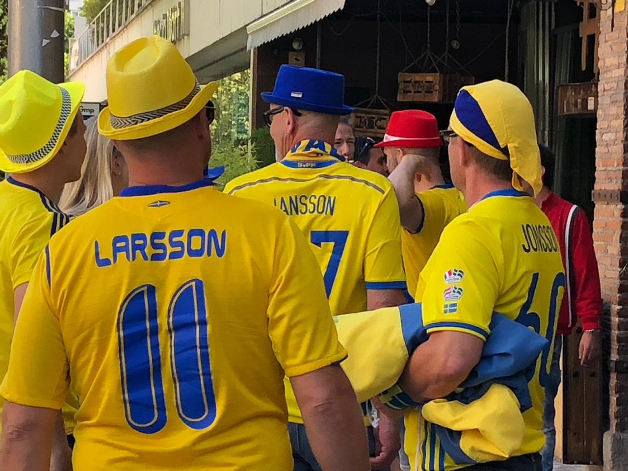 La fiesta de los fanáticos de Suecia en Madrid mostró la alegría vikinga previo al duelo contra España en el estadio Santiago Bernabéu por la Eliminatoria de la Eurocopa 2020.