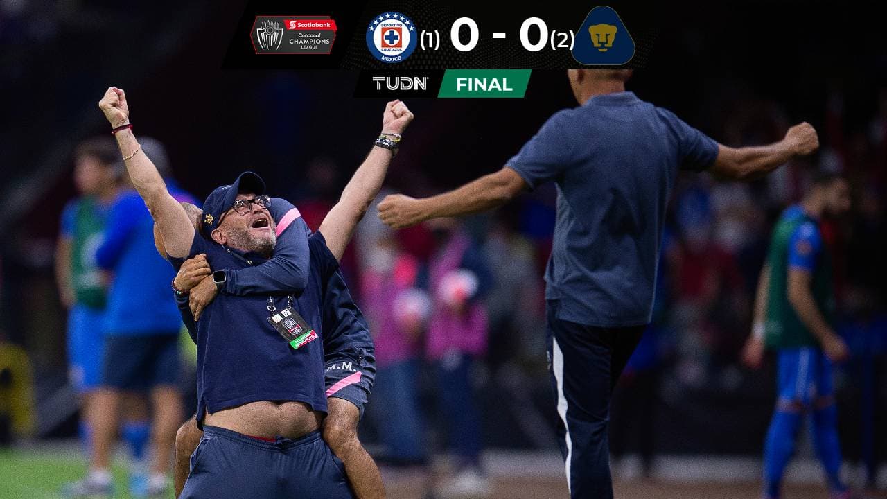 Con un hombre menos Pumas elimina a Cruz Azul y es finalista