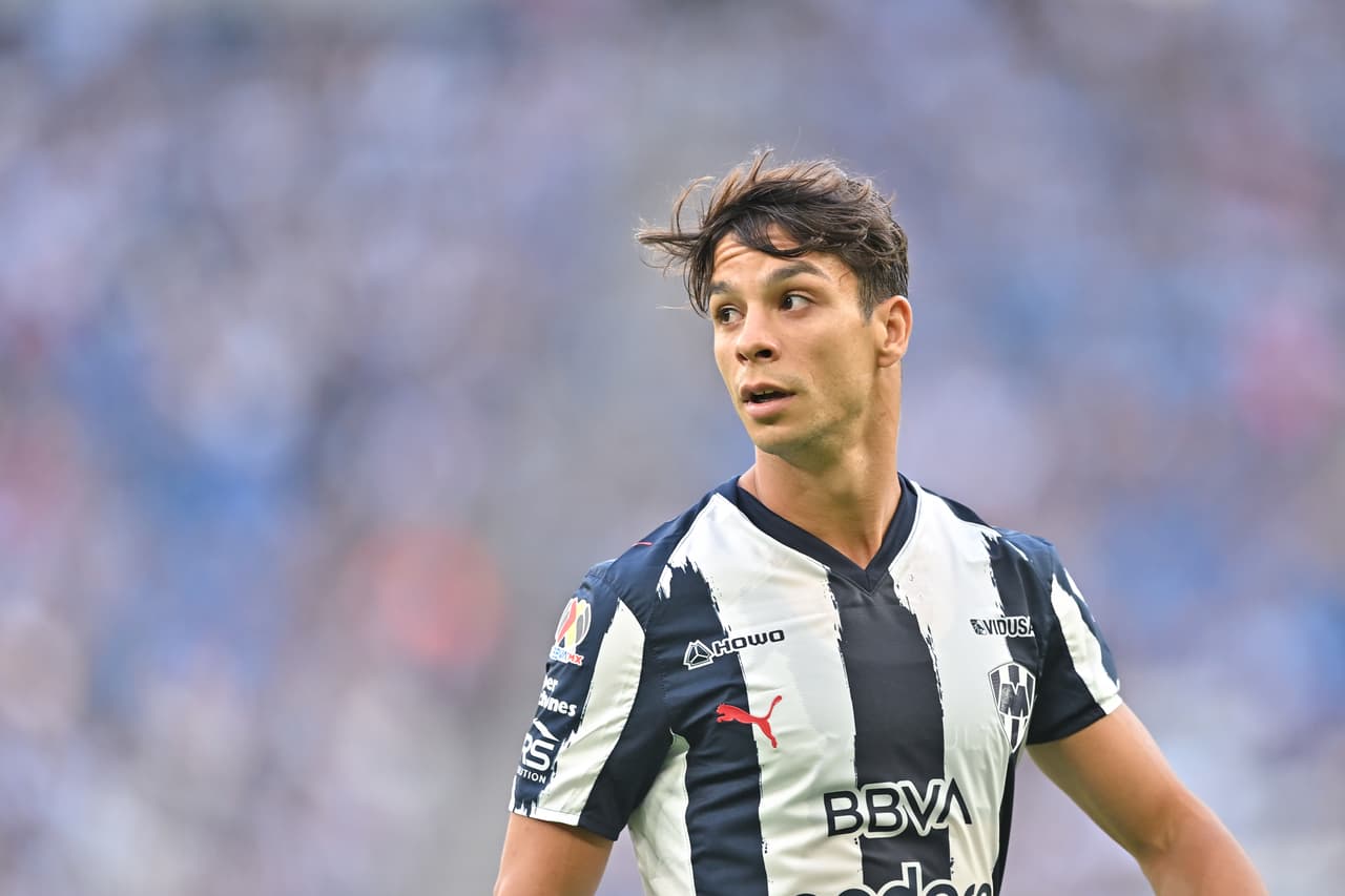 Oliver Torres llegó a Rayados a mediados del 2024 y ahor a tiene un valor de 4 millones de euros.