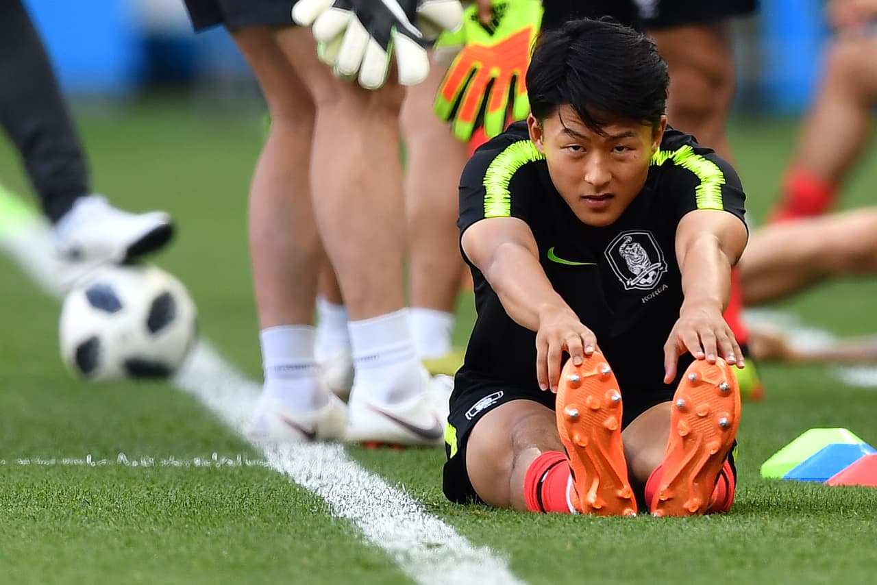 Lee Seung woo porta la camiseta 10 de Corea y no es para menos, a sus 20 años es considerado como la gran promesa del fútbol de su país. Ingresó a disputar los últimos 18 minutos contra Suecia.