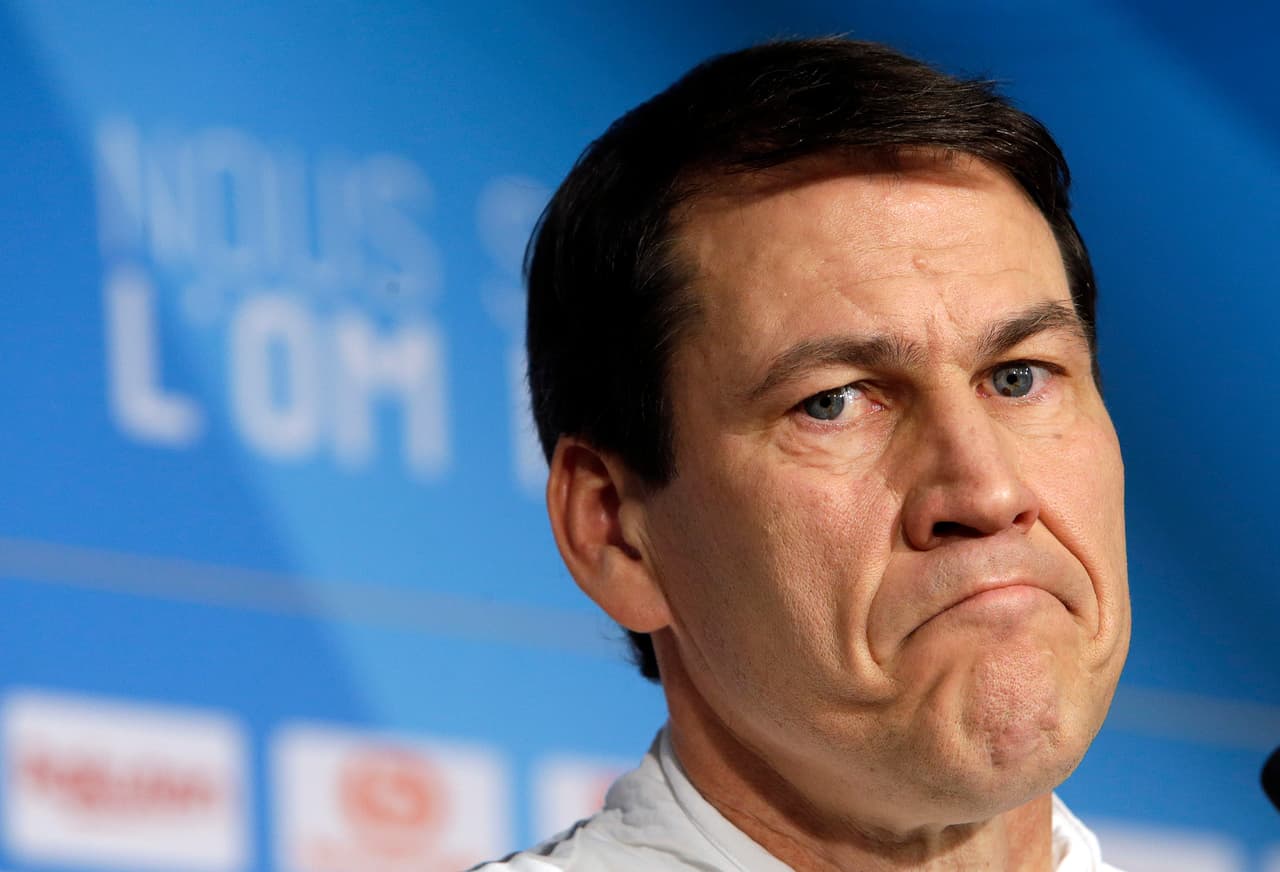 Cuando García tomó al OL, la afición no lo recibió bien por su último trabajo en Marsella, sin embargo, llevó al equipo a disputar la final de la Copa de Liga.