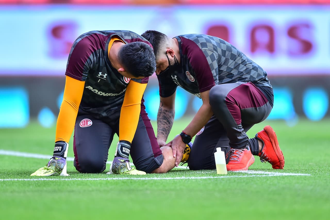 Luis Garcia Palomera presentó una lesión en el calientamiento.