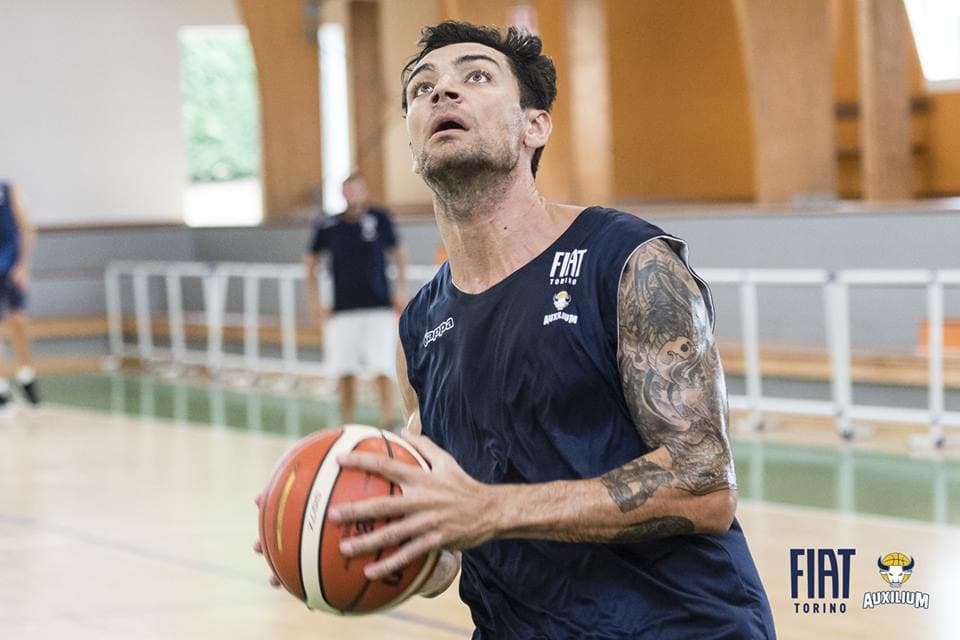 Fiat Torino Auxilium (Italia) - Carlos Delfino, James Michael McAdoo y Royce White.