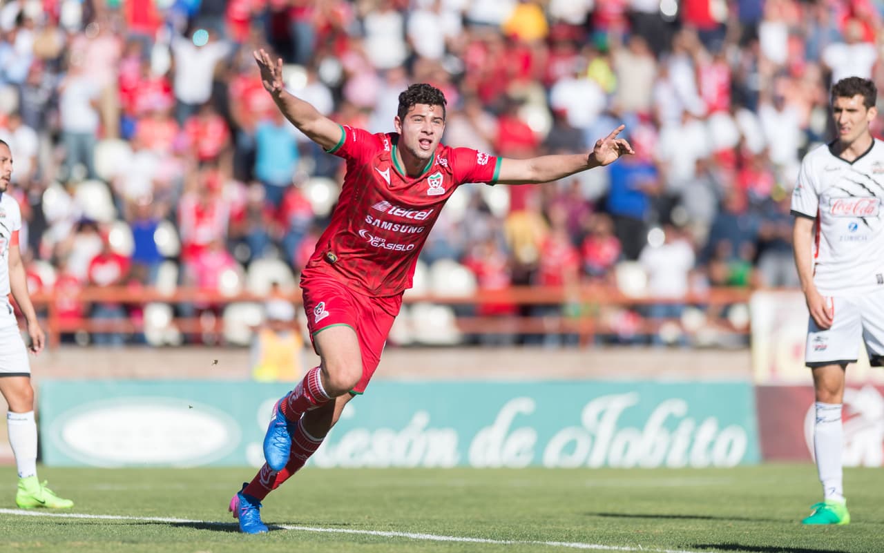 En los 1099 minutos disputados por Madrigal, anotó un tanto cada 91,6 minutos y aún es el que más celebraciones ha tenido.