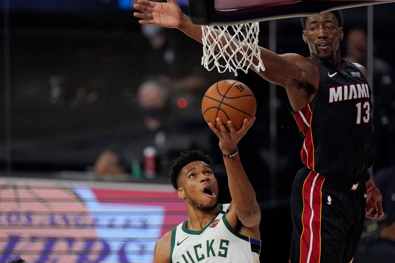 En la semifinal de conferencia, consiguieron su tercer triunfo consecutivo con un marcador de 115-100. Los de Miami podrían liquidar la serie en el cuarto enfrentamiento que sucederá el domingo por la tarde.