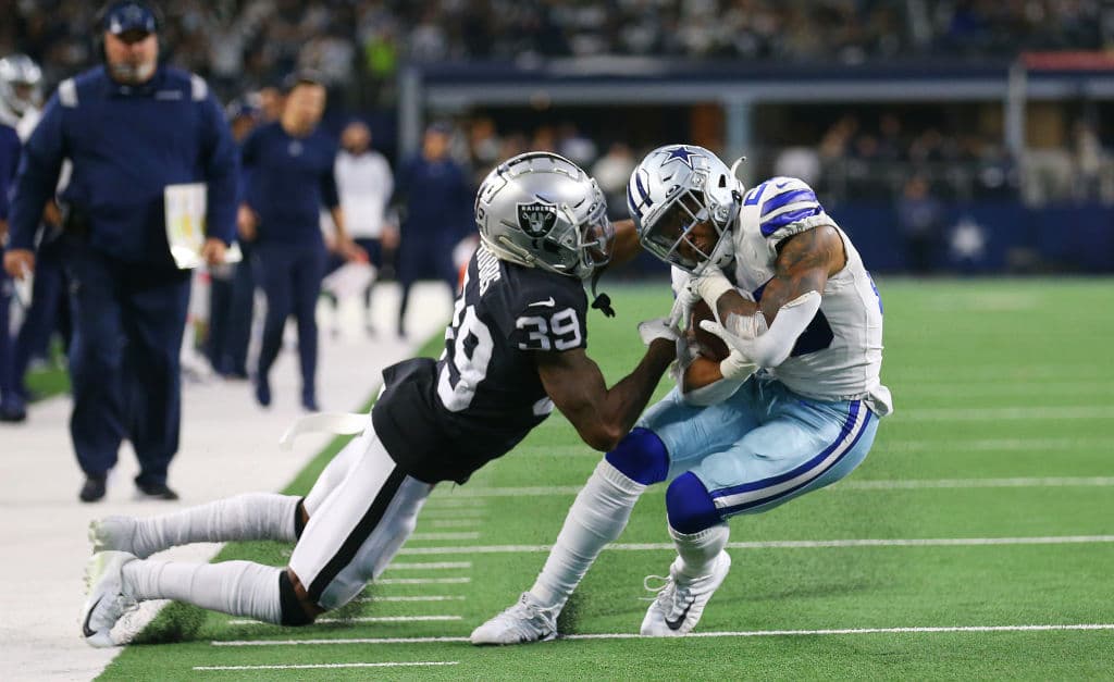 Los Chicago Bears le roben el primer triunfo a Detroit en los últimos segundos 16-14, Las Vegas Raiders sufren mucho en Dallas, pero vencen 36-33 en el overtime y Buffalo aplastó a New Orleans 31-6 en el Superdome.