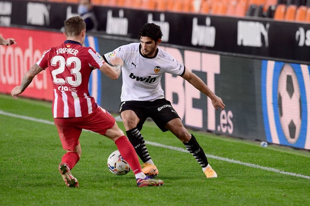Atlético de Madrid no conoce la derrota en La Liga | Bastó un autogol de Antonio Latorre para que los del ‘Cholo’ consiguieran su séptimo partido ganado en la competición española.