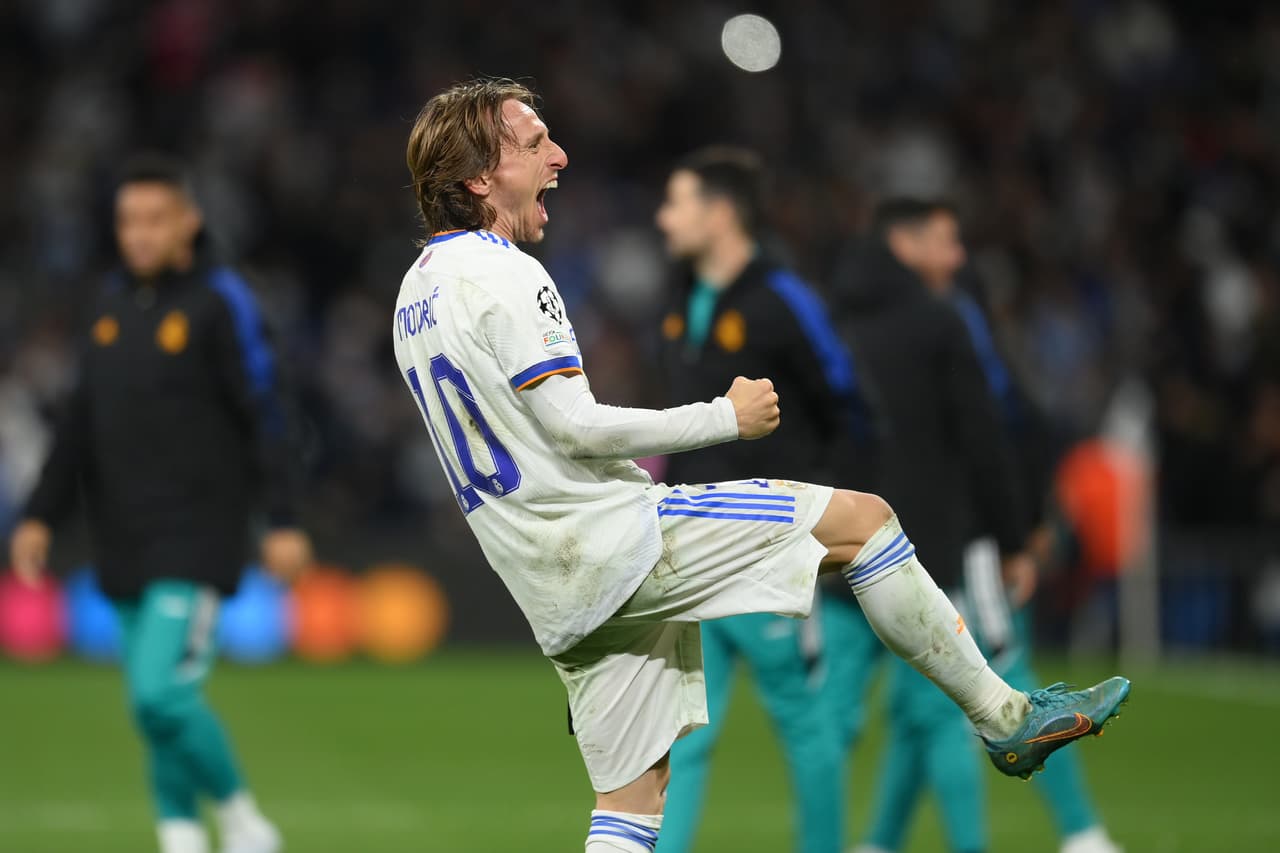 Oficial: Luka Modric renovó un año más su contrato con el Real Madrid