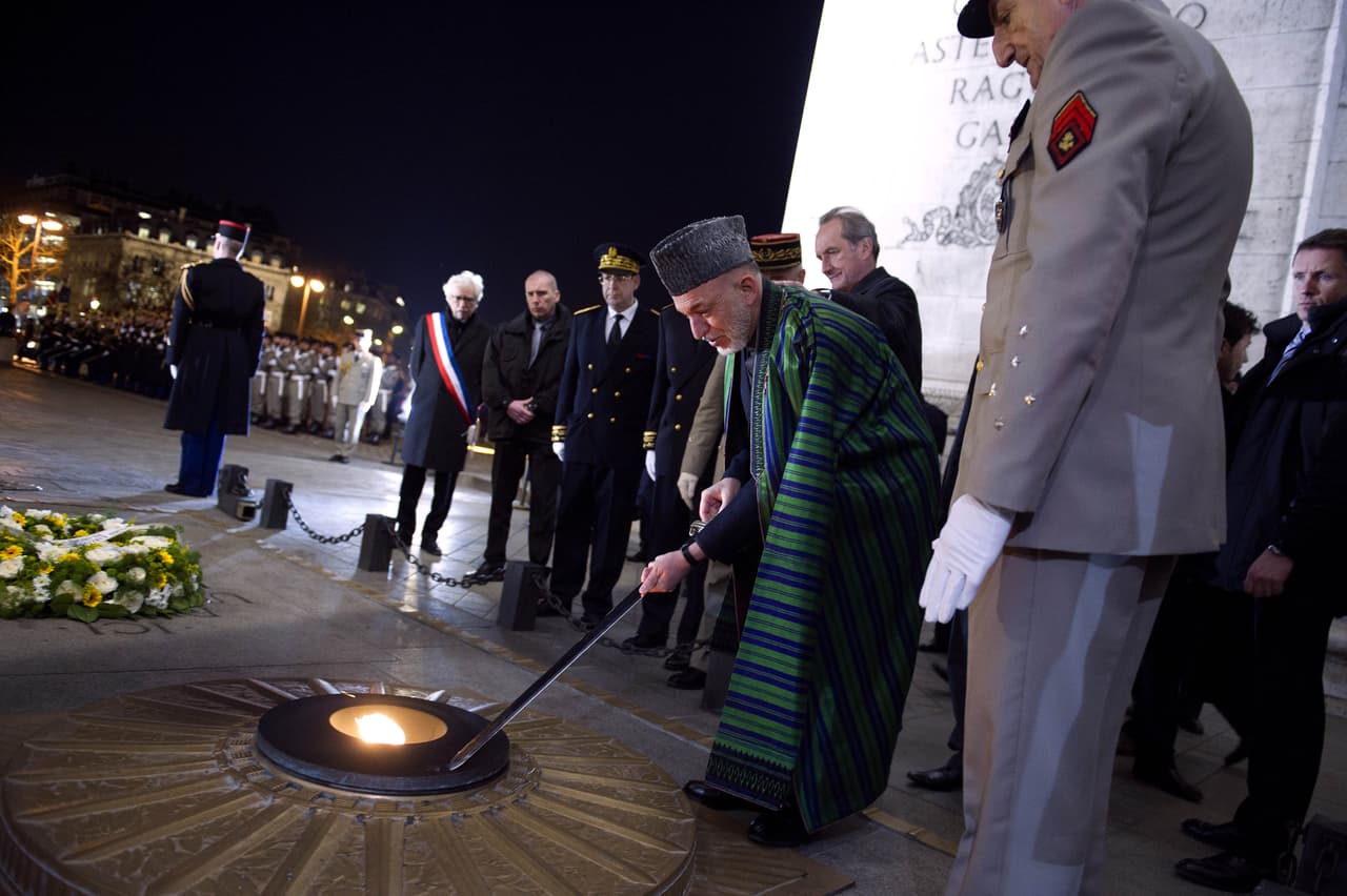 En el mundial de Francia 1998, a Rodrigo Rafael Ortega caminaba en París en estado de ebriedad y con ganas de ir al baño.
