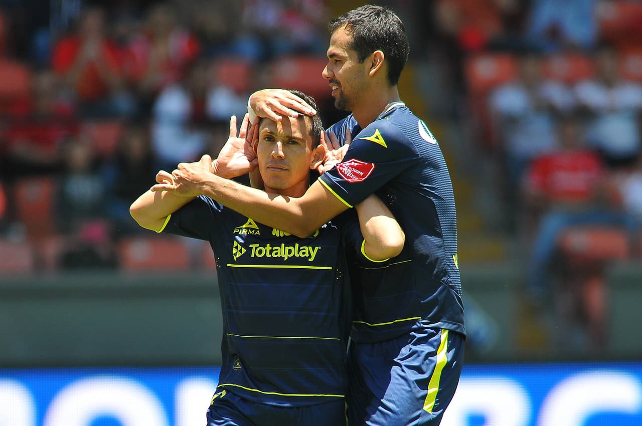 Juan Pablo Rodríguez se convirtió en el tanque de oxígeno que necesitaba Monarcas. El volante de Morelia anotó el gol de la diferencia con un penal ante Querétaro, un triunfo que le quita presión en la lucha porcentual.