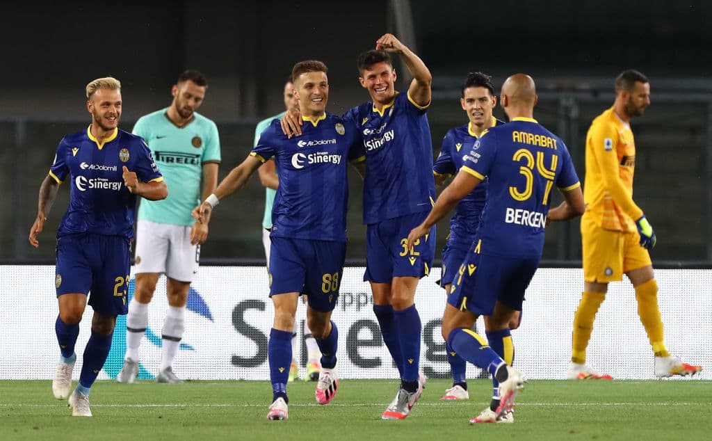Los locales se pusieron al frente muy temprano en el partido. Darko Lazovic (2’) anotó el primer gol del encuentro.