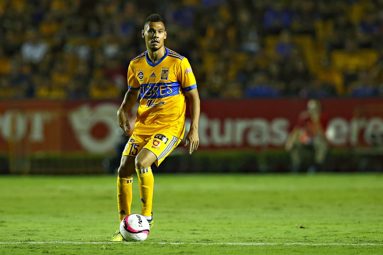 Debutó en la Copa MX ante el Atlético Zacatepec siendo titular con los Felinos. Jugó los 90 minutos.