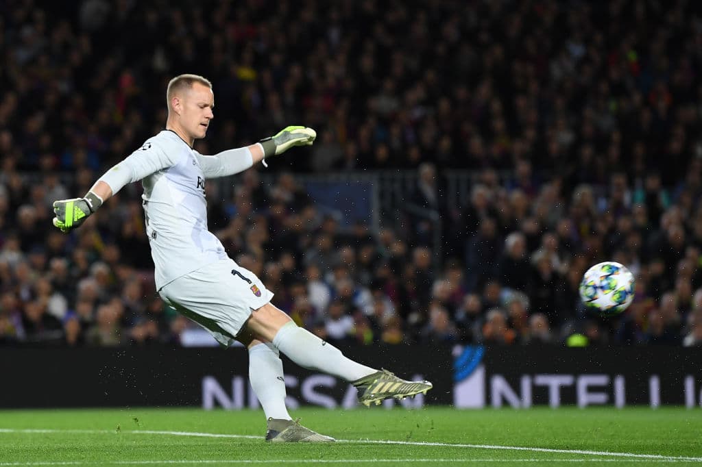 Ter Stegen tiene más asistencias que Eden Hazard