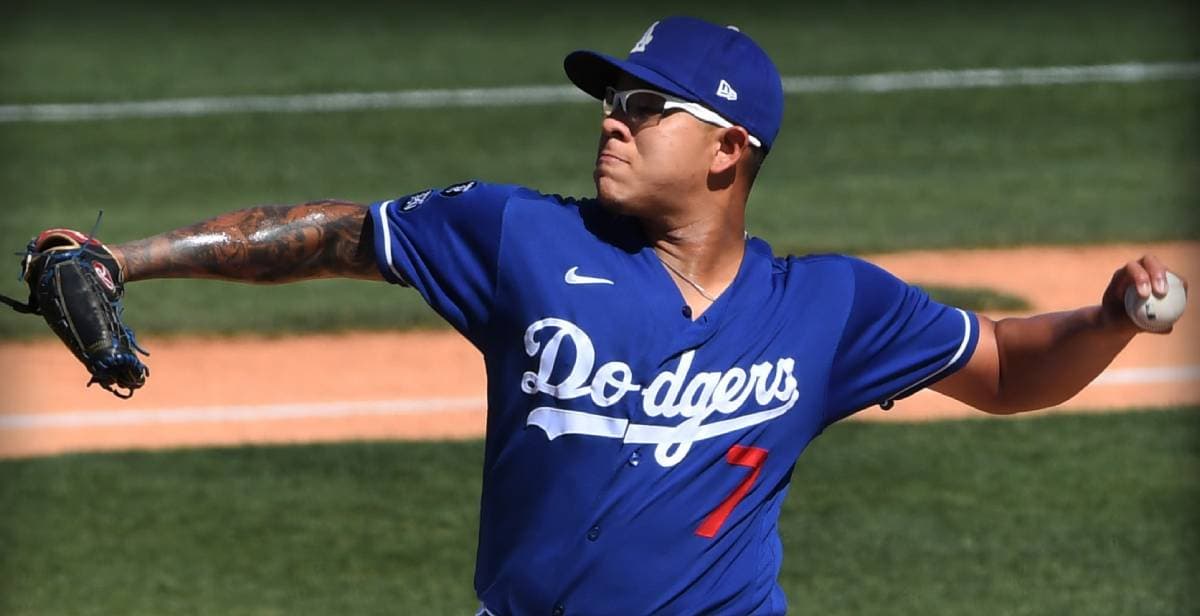 Julio Urías brilló en su apertura con tres ponches