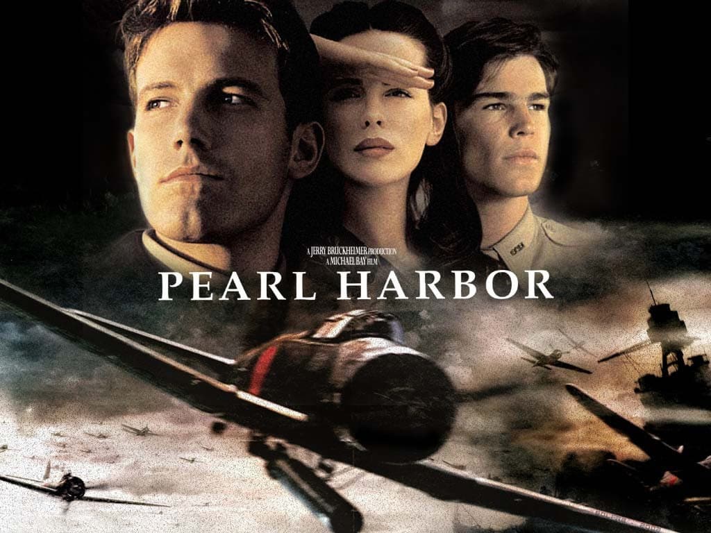 Pearl Harbor
<br>Dos pilotos amigos que sobreviven al bombardeo de Pearl Harbor se vuelven enemigos por el amor de una mujer y deben superar sus diferencias cuando el gobierno los envía en una misión secreta.