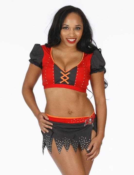 Este es el roster de bellezas que animarán a los Tampa Bay Buccaneers en el 2016. ¡Conócelas!