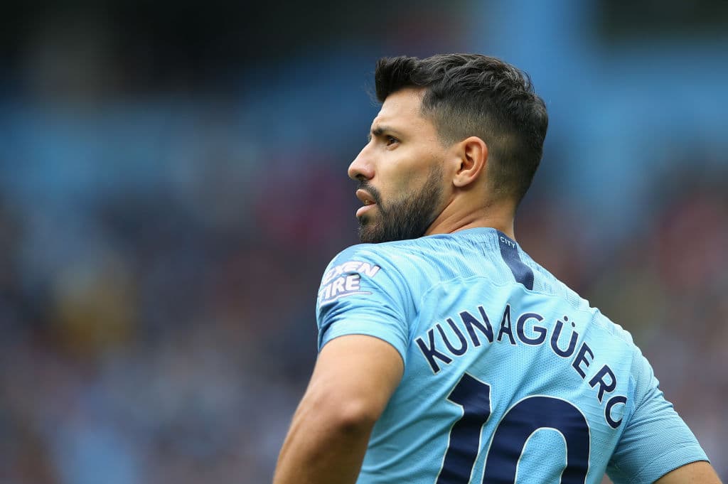Sergio Agüero se vio envuelto en una controversia con su equipo, Manchester City, en medio del comienzo de una nueva relación amorosa.