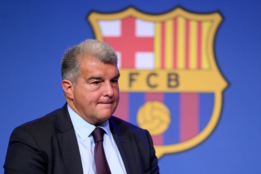 Laporta defendió al Barcelona y dicen que no pagaron para obtener ventaja deportiva