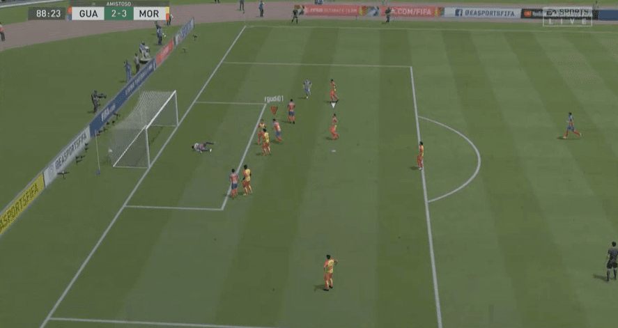 Las Chivas de Raúl Gudiño vienen de atrás para vencer 4-3 a Monarcas Morelia del 'Chino' Huerta.