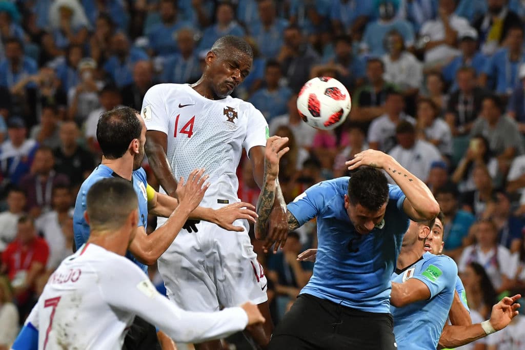 Portugal lo intentó por medio de centros, en donde el protagonismo de Cristiano Ronaldo fue mínimo ante el poderío uruguayo.