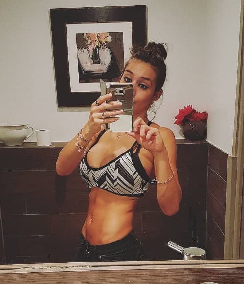 Majo es una bella argentina que siempre se ha declarado fan de Boca Juniors y que enamoró al ex jugador de River Plate, Lucas Ocampos, quien ahora milita en el Marsella.