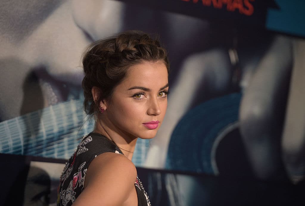 Gosling interpretará a un sicario que será perseguido por Evans, quien dará vida a un agente de la CIA.