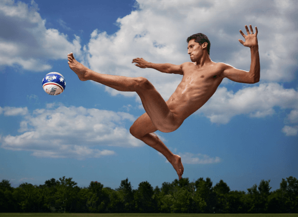 Fue uno de los 22 atletas del Body Issue de ESPN Magazine.