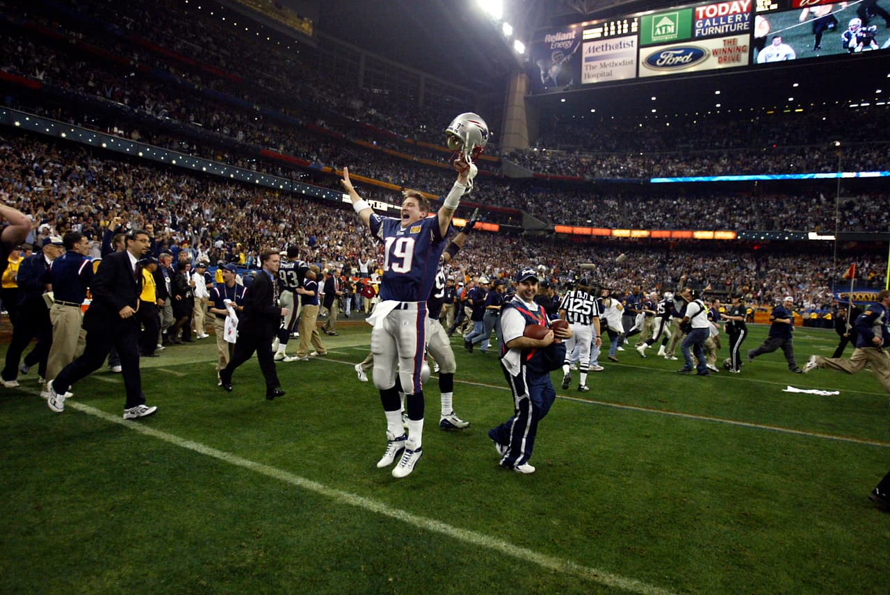 El antes llamado Reliant Stadium fue sede del Super Bowl XXXVIII New England Patriots y Carolina Panthers el 1 de febrero de 2004 frente a 71,525 personas (récord). Será la sede del próximo Super Bowl LI; ha sido sede contínua del Houston Livestock Show and Rodeo y del Texas Bowl en el futbol americano colegial NCAA. En el futbol fue sede del Juego de Estrellas MLS en 2010 y de la CONCACAF Golden Cup en 2005, 07, 09 y 11.