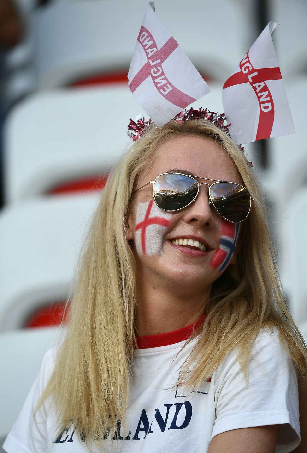De todo el continente llegaron a Francia las más bellas fans para apoyar a su equipo en la Eurocopa. Mira las bellezas en la última fase de octavos de final.