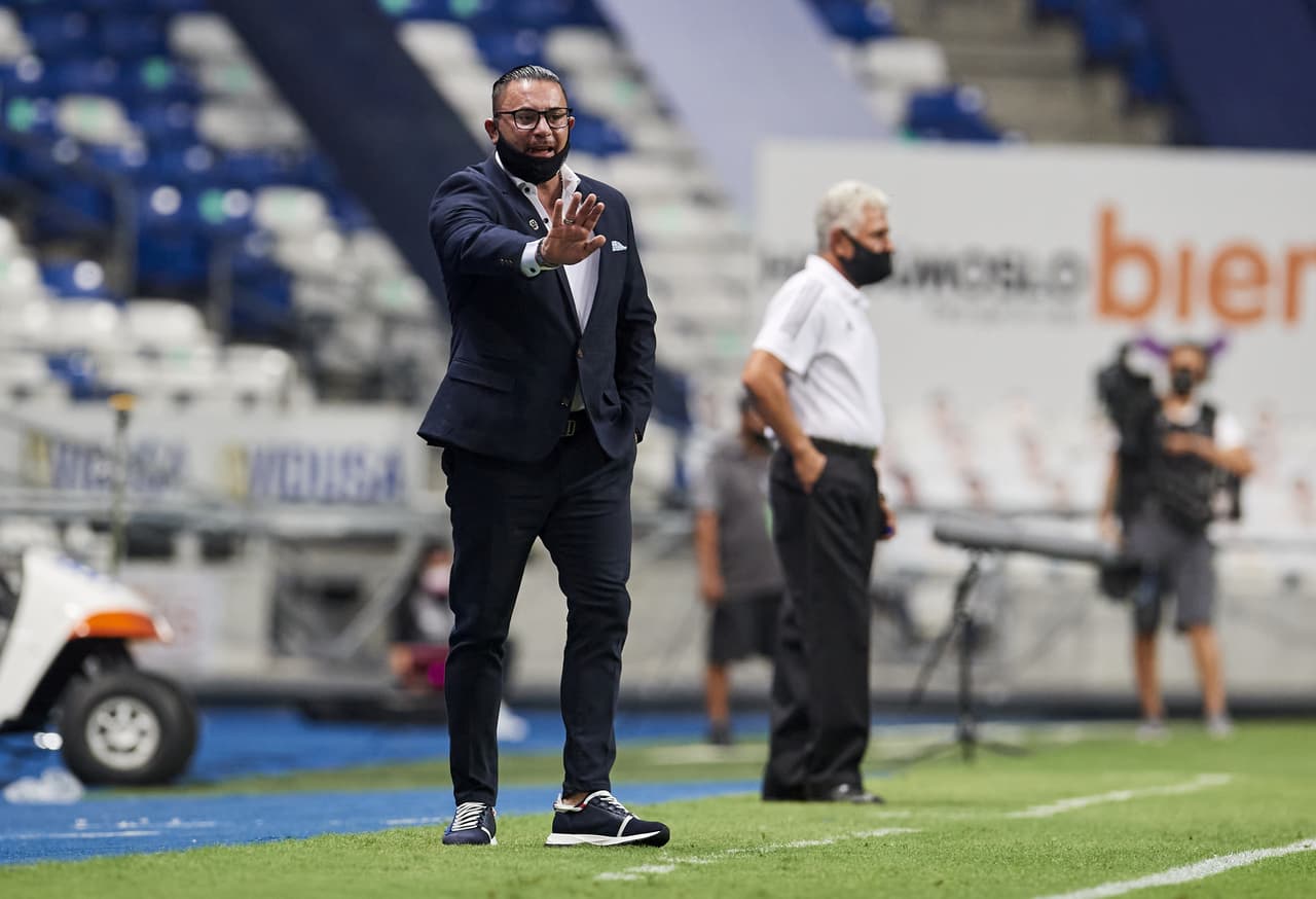 Mohamed no piensa en ser destituido de Monterrey