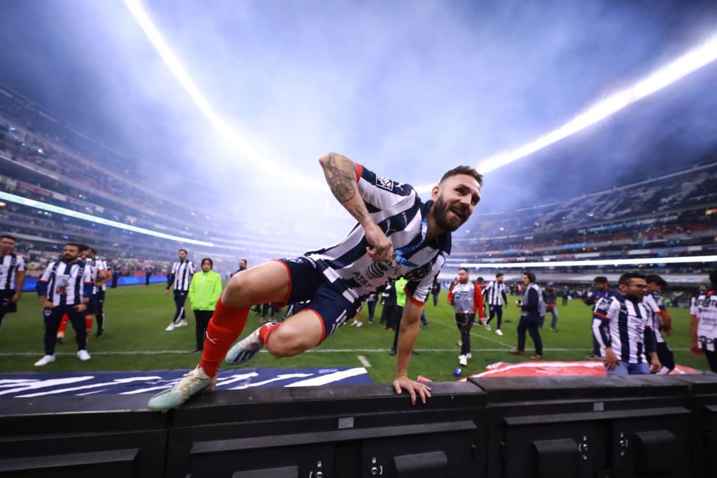 Layún: “Que se quejen con la gente que no me fue a buscar”