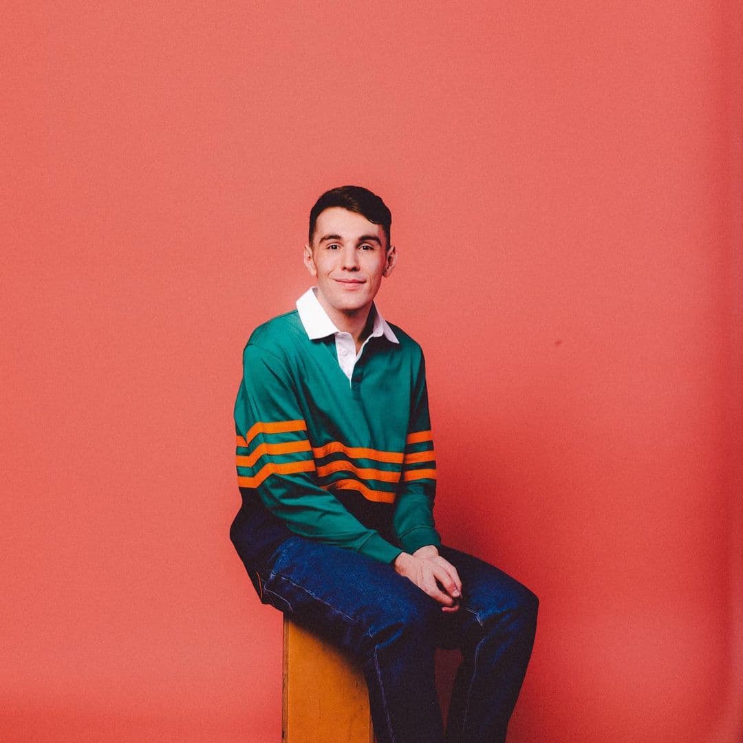 Cuando escuchas ‘Bad Boy’, es imposible no sentir las ganas de bailar.