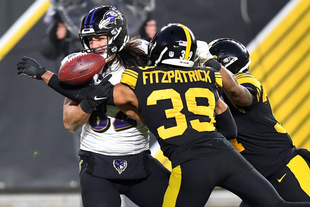 La defensa de los Steelers tiene una muy buena noche en la victoria 14-19 sobre los Baltimore Ravens