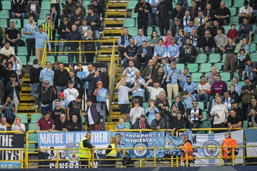Fan de Manchester City está en "peligro de muerte" por golpiza
