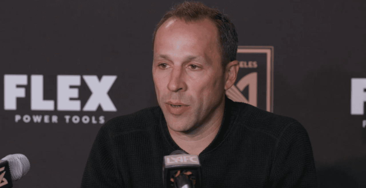 DT del LAFC dice estar feliz por contar con Carlos Vela en el campo