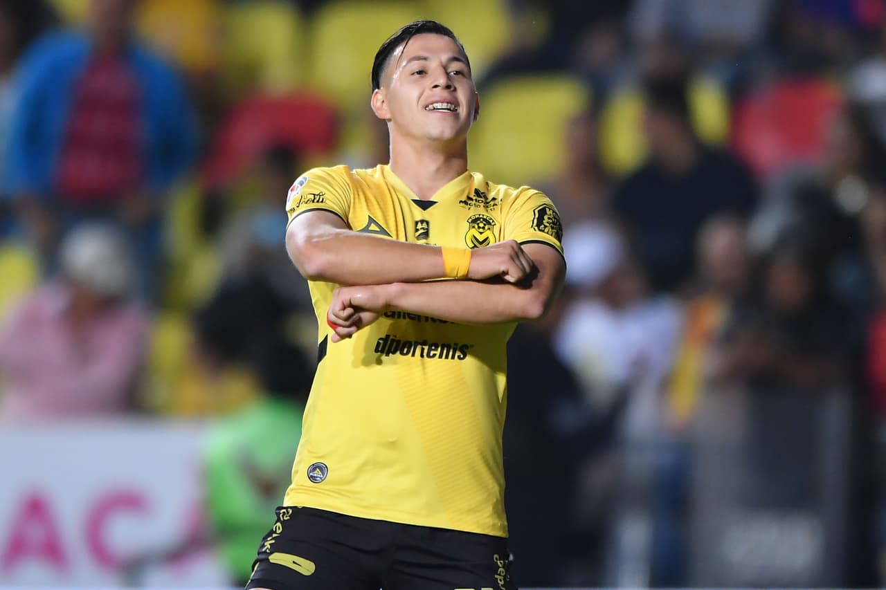 Monarcas: Si a alguien le vino bien el cambio de técnico es a Morelia. Bajo el mandato de Pablo Guede, la escuadra purépecha sólo ha perdido uno de sus últimos seis juegos para meterse a la lucha por un boleto con 16 unidades en la posición 11.