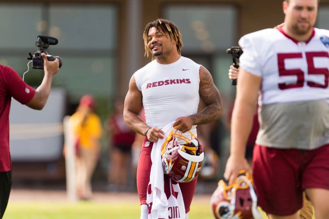 Corredor novato de los Redskins sufre rotura de ligamentos y se perderá la temporada