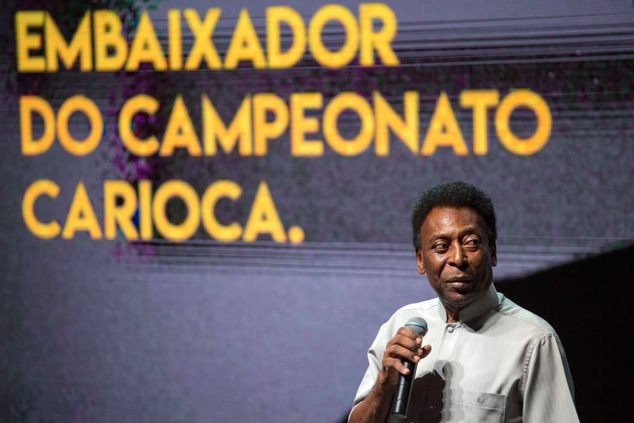 A pesar de su salud, Pelé no rechazó la invitación a participar de la ceremonia inaugural del Campeonato Carioca, del que es "embajador" pese a nunca haber jugado para clubes de Río de Janeiro.