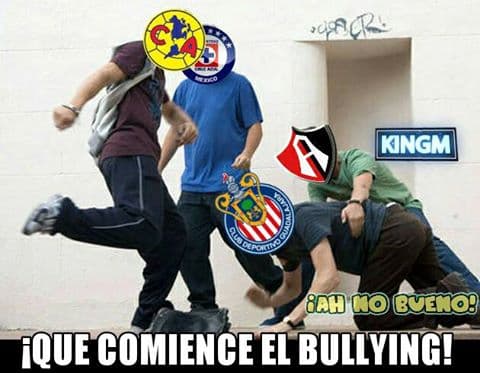 Memes acaban al Gullit, Salcedo y Chivas