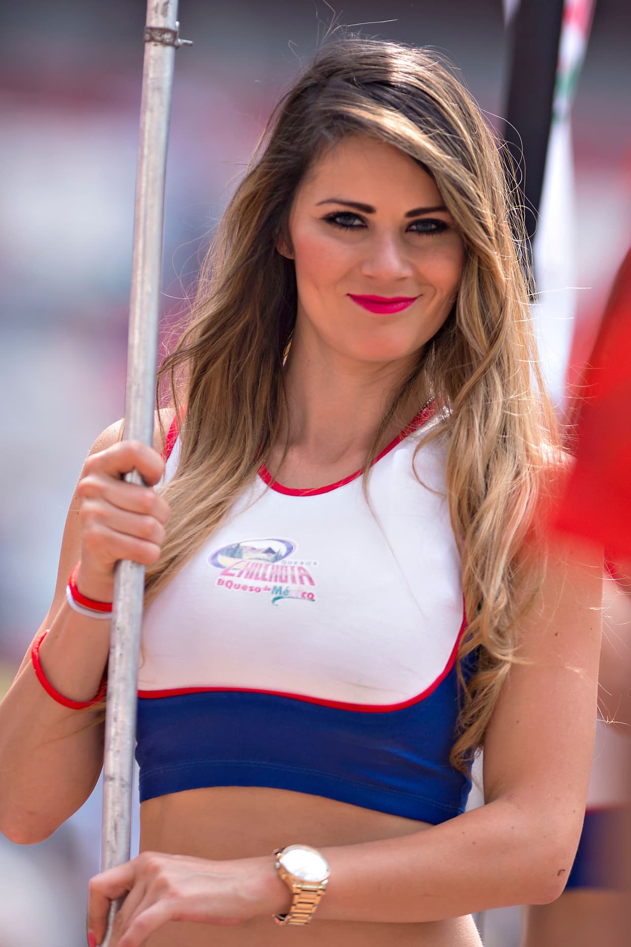 La belleza de las porristas en la fecha 16